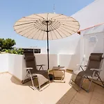 Old Town - Terrace & Relax لاغوس